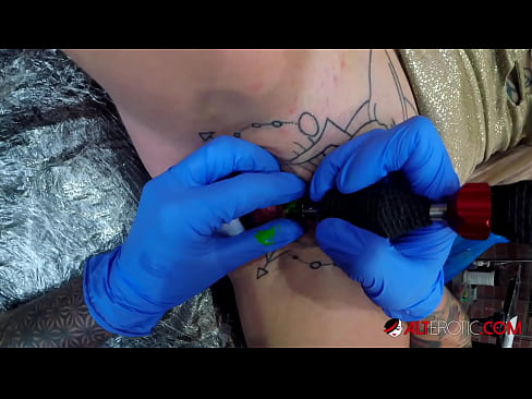 ❤️ Extrem tätowierte Hottie Sully Savage hat ein Tattoo auf ihrer Klitoris ☑ Anal porn bei porn de.dewporn.ru ️❤